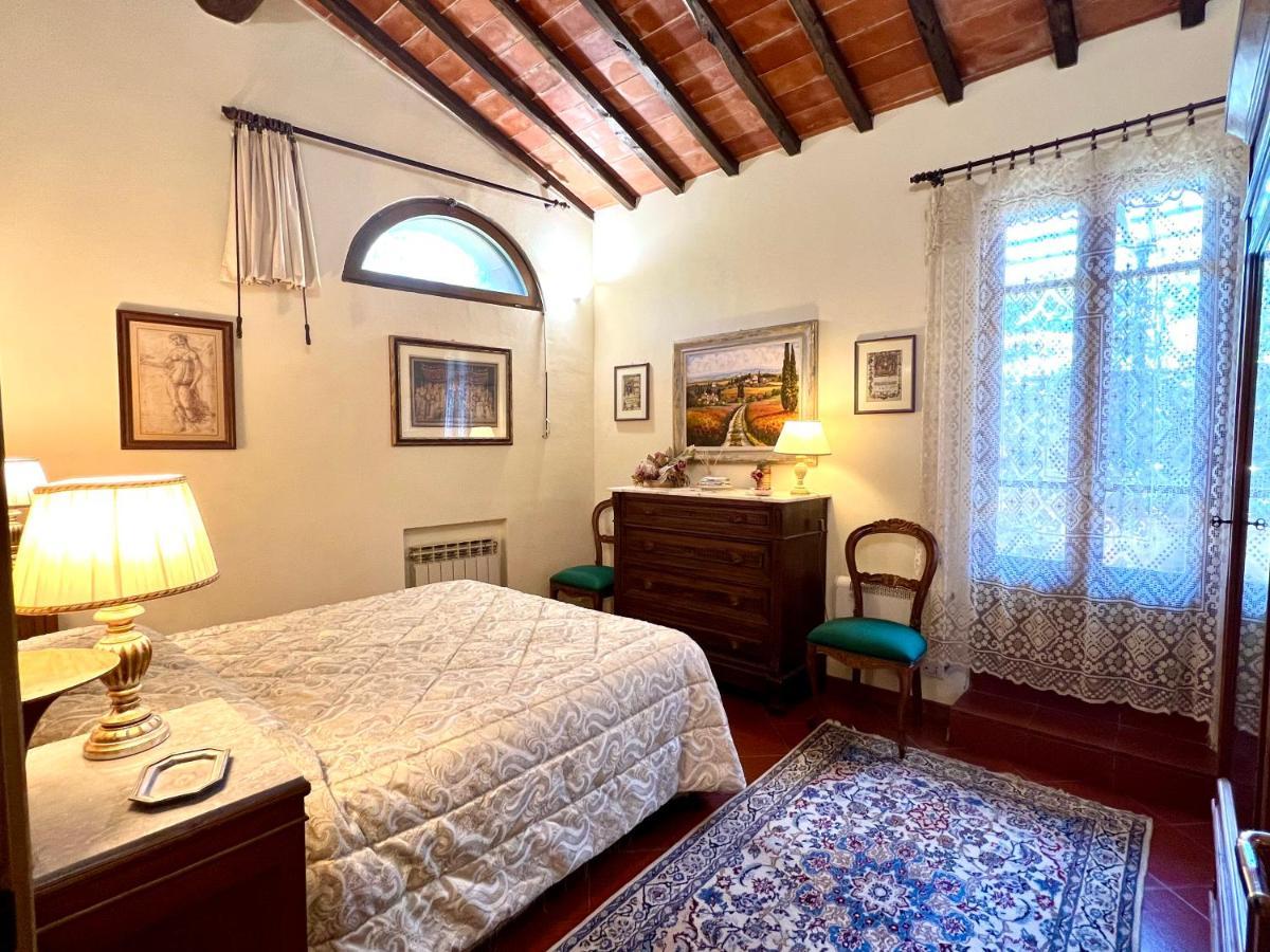 Monteriggioni Castello Villa Luaran gambar