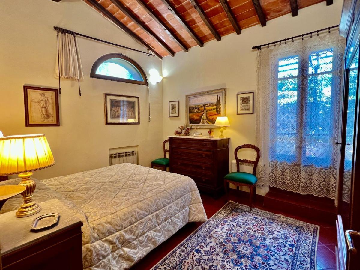 Monteriggioni Castello Villa Luaran gambar
