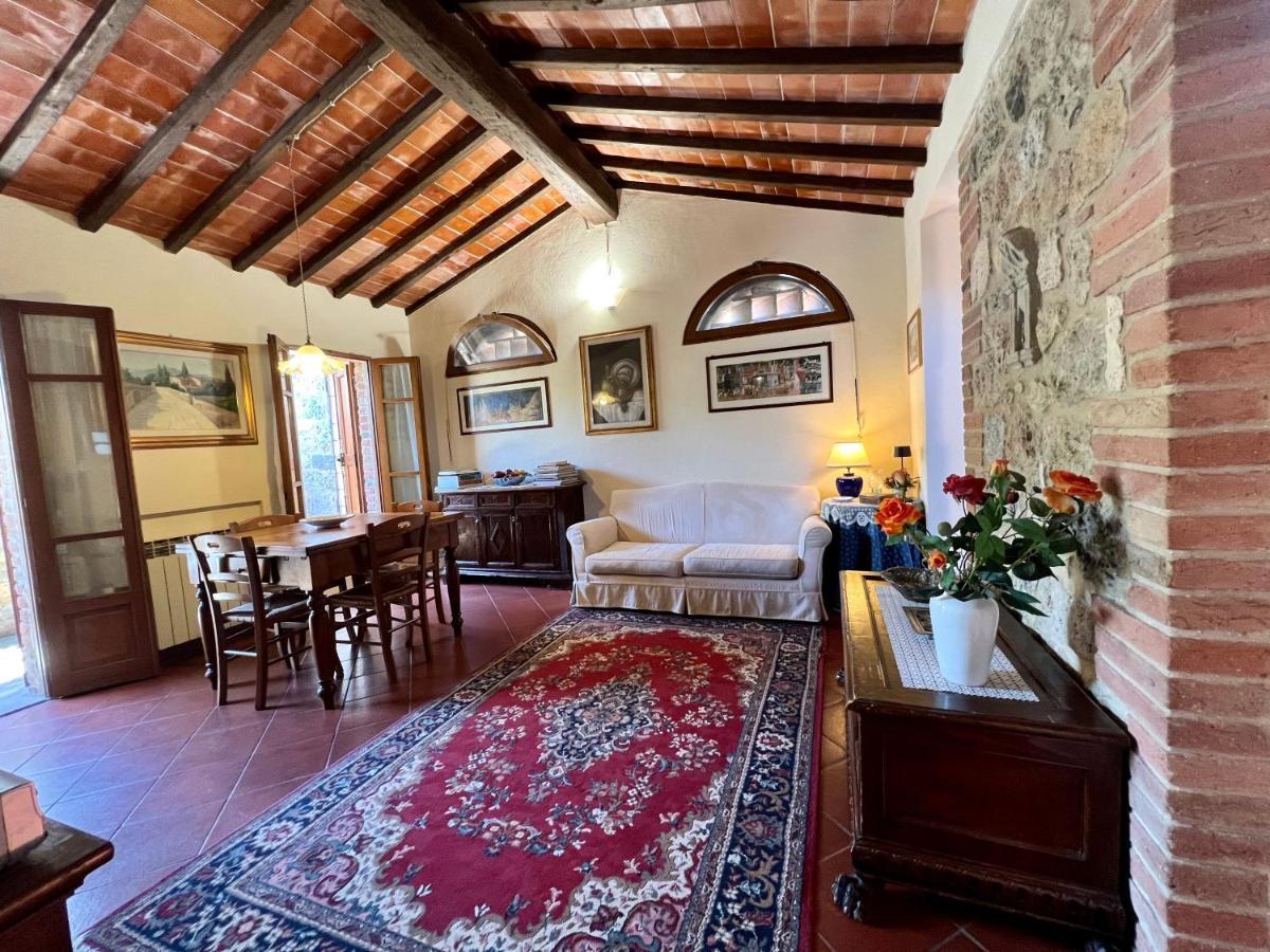 Monteriggioni Castello Villa Luaran gambar