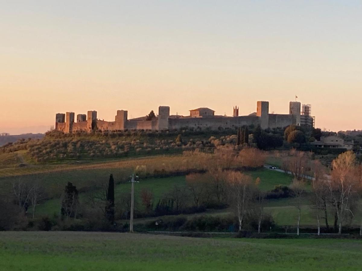 Monteriggioni Castello Villa Luaran gambar