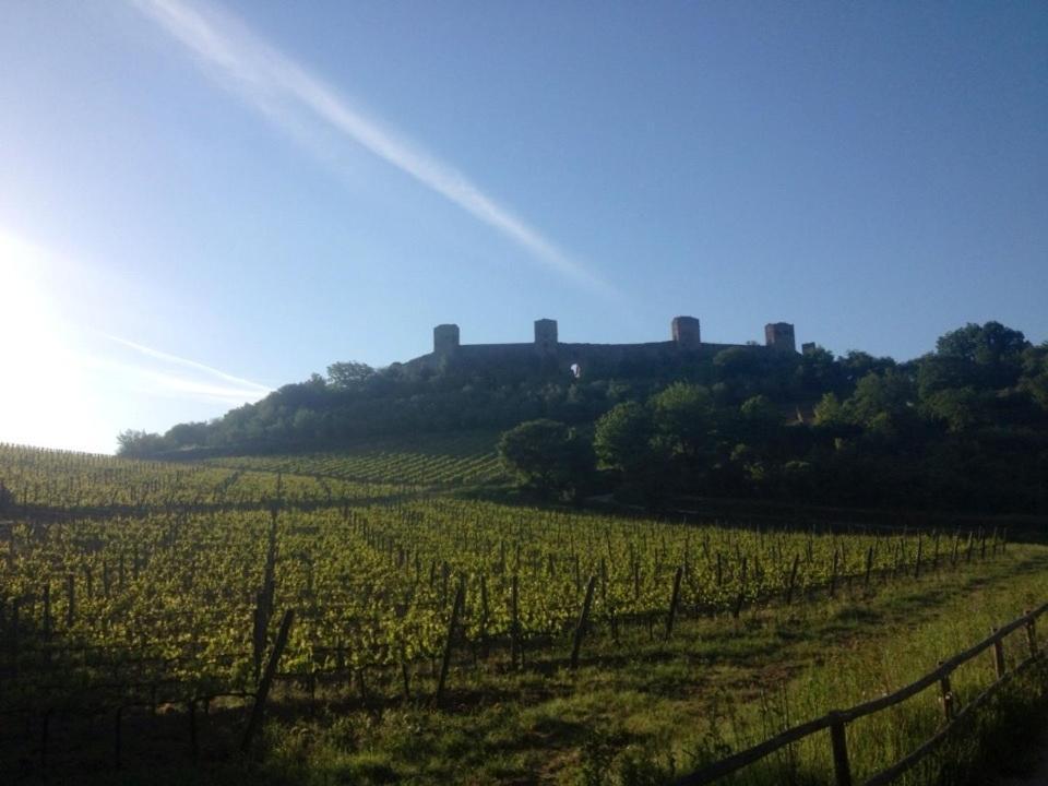 Monteriggioni Castello Villa Luaran gambar